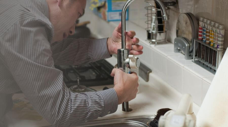 Expert burst pipe repair services in Astatula, FL